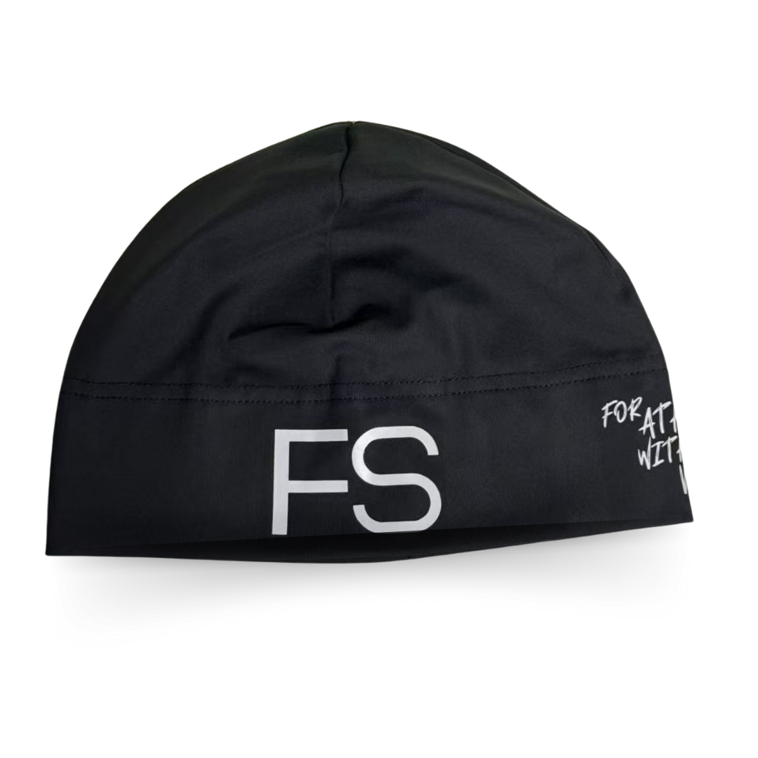 Bild von FS Beanie Mütze- FS Logo auf der Stirn, an der Seite mit Aufschrift: For Athletes with a Visiom