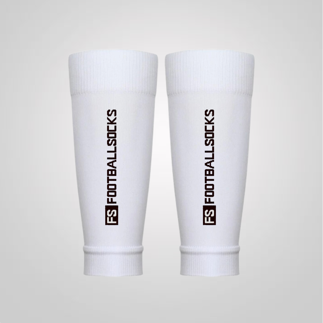 Bild von weißen FS Tubes (offene Stutzen) mit schwarzer Schrift: FSFootballsocks